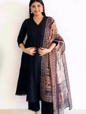 Grace in Simplicity – The Charm of Classic Black Ethnic Wear